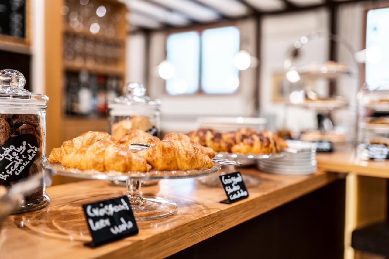 Feichter Hotel & Bistro Bolzano Luaran gambar