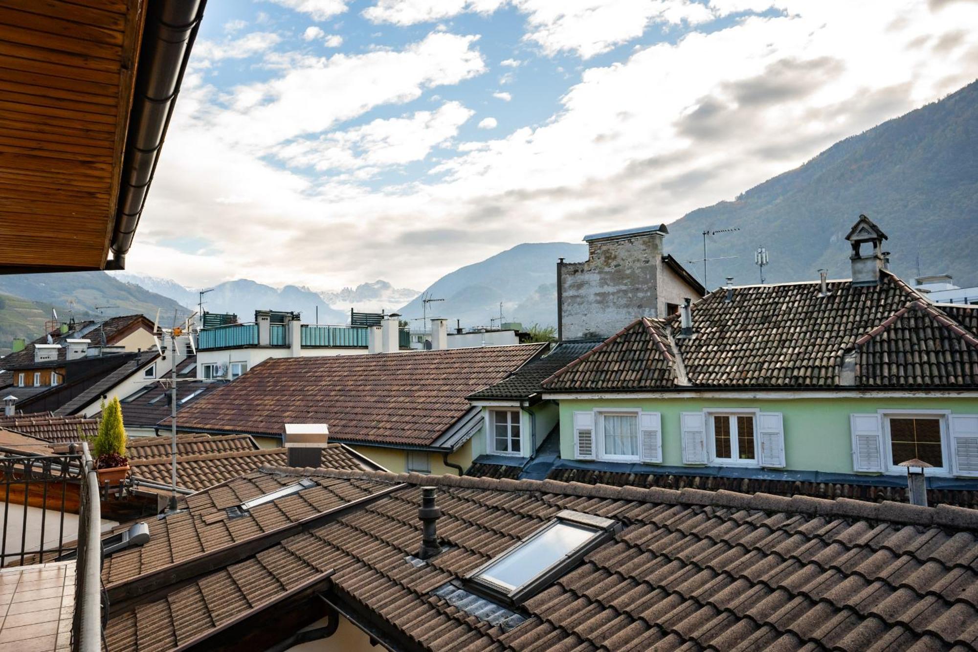 Feichter Hotel & Bistro Bolzano Luaran gambar