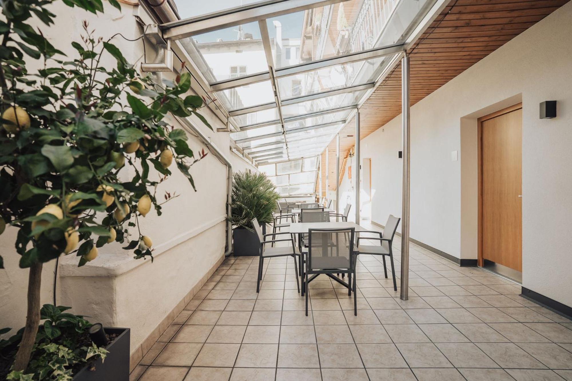 Feichter Hotel & Bistro Bolzano Luaran gambar